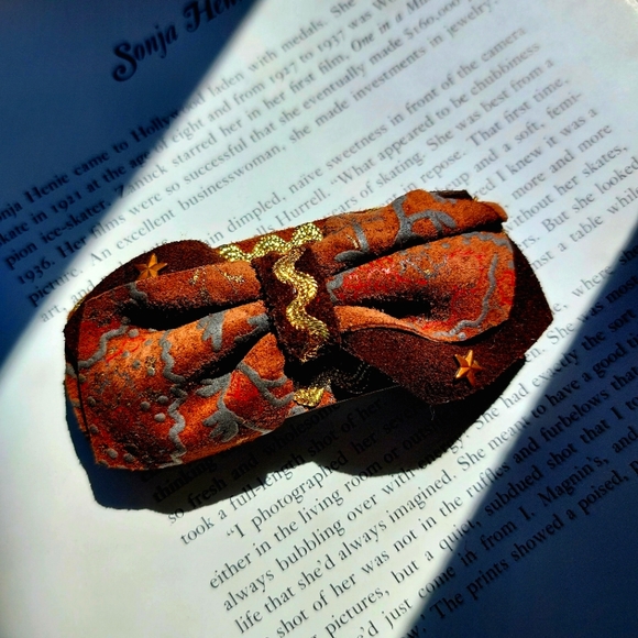 Vintage Barrette Bobby Pin Clip Real Suede  1990s 🤎🤎🤎 - Picture 1 of 6